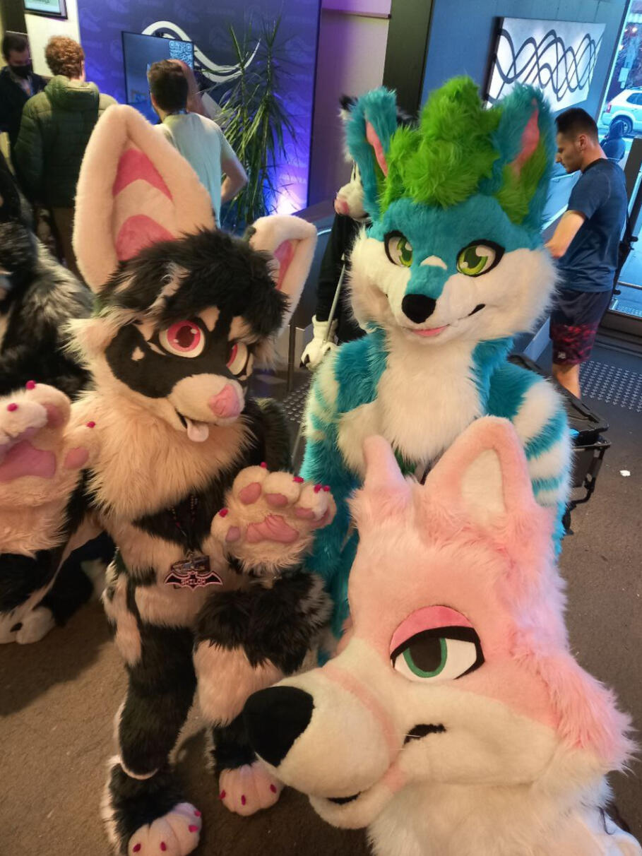 🦊: Reezy, Shiloh and myself 📸: Sharu